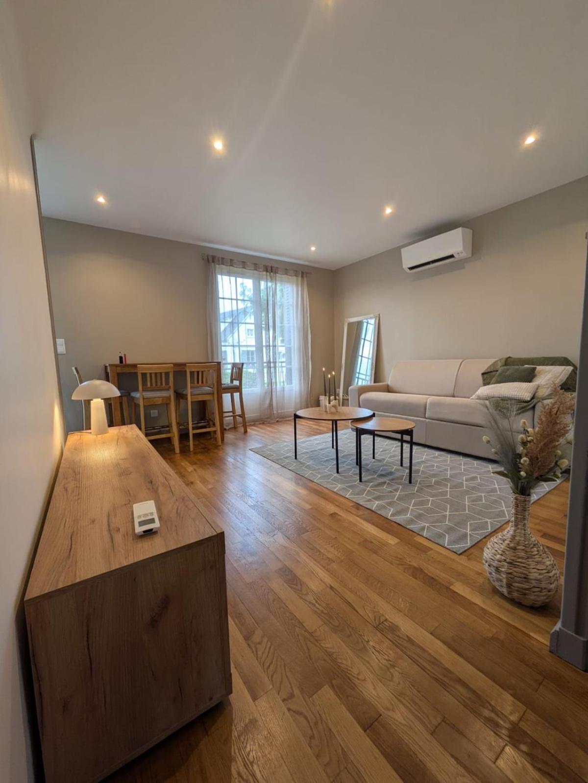 Vila Plaisance Saint-Satur Exteriér fotografie